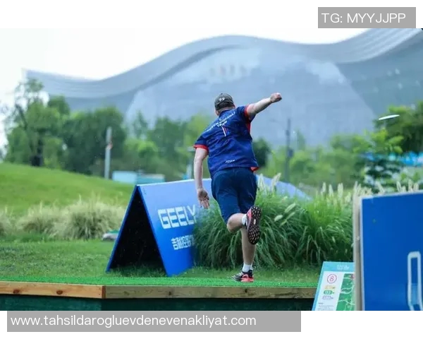 杨强专访：从飞盘新手到赛场高手的成长之路回顾